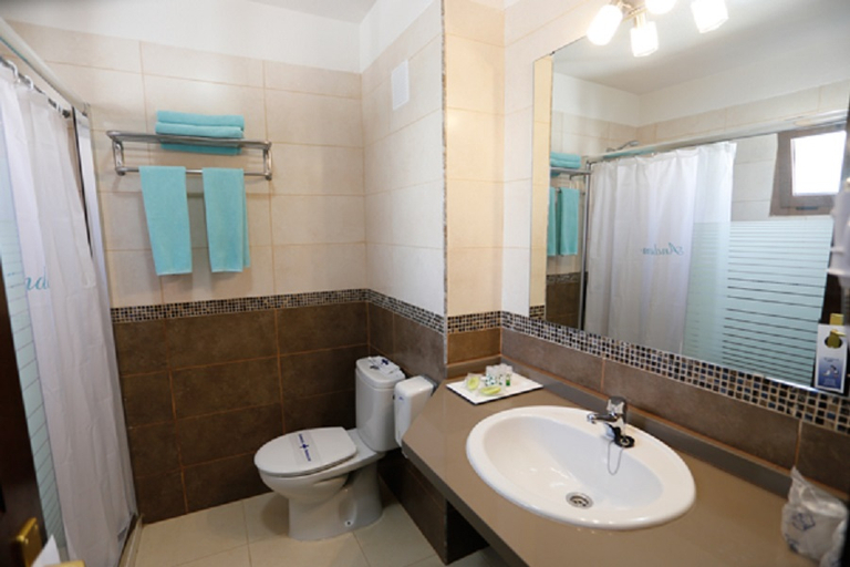 Bathroom 5, Andorra Apartamentos, Santa Cruz de Tenerife