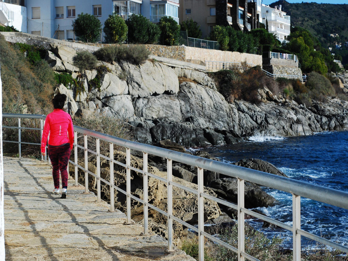 3, Apartment in Roses with Stunning Sea Views, Girona