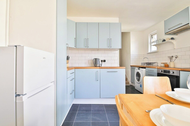 Others 5, Beautifully Designed 2 Bed Apartment, Cardiff