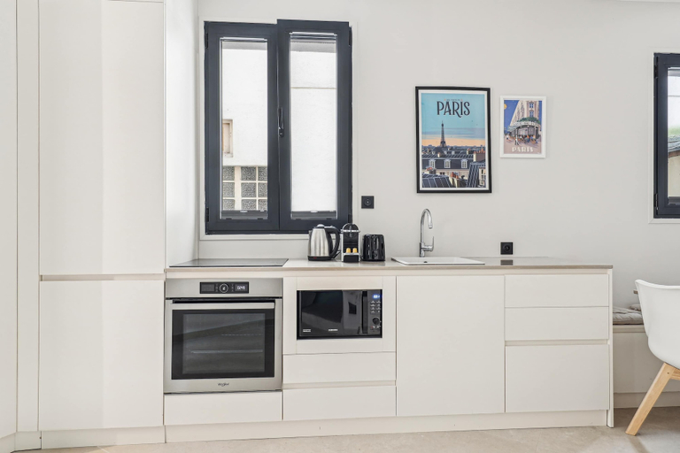 Private kitchenette, Maison Atypique de 82 m, Val-de-Marne