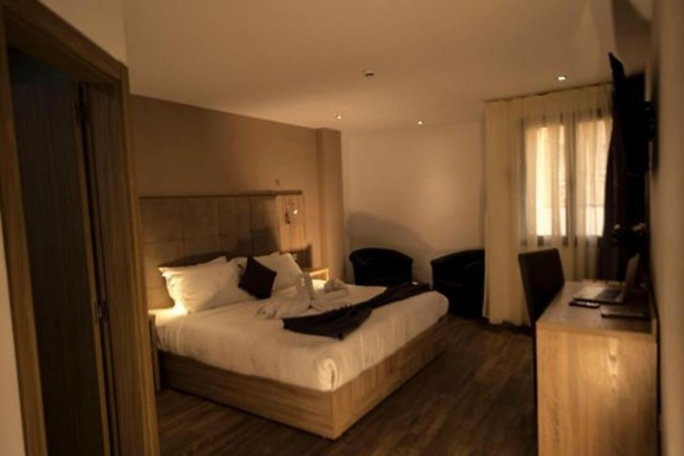 Others 5, Hotel Bournissa, Rouiba