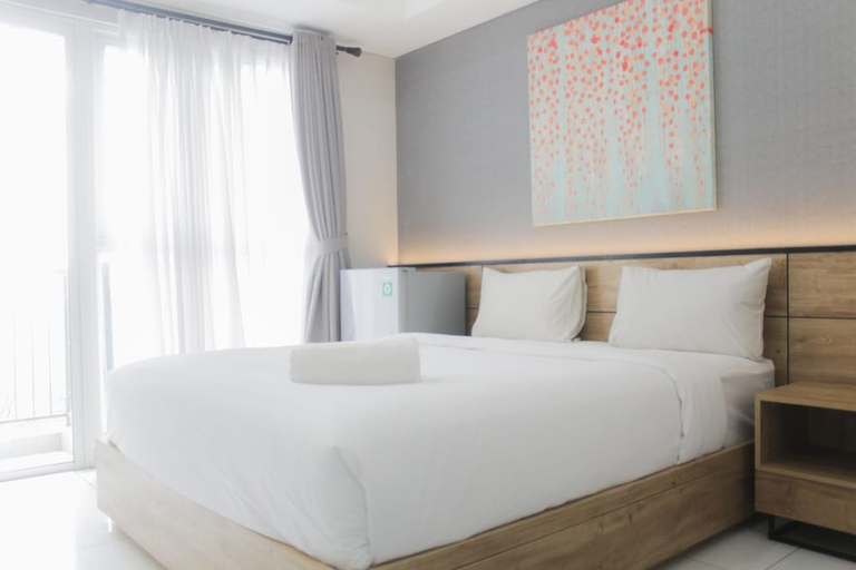 Bedroom 2, Best Studio Unit with Pool View Casa De Parco Apartment, Tangerang