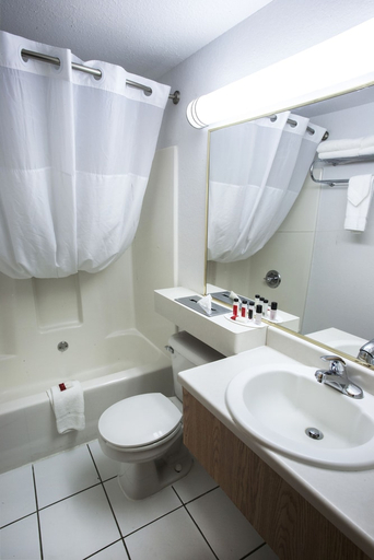 Bathroom 3, Baymont By Wyndham Keystone Near Mt. Rushmore, Pennington