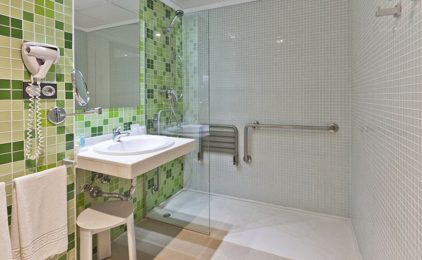 Bathroom 4, Hotel Magic Sports, Castellón