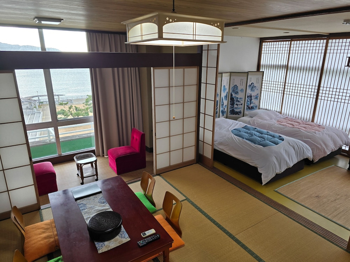 Bedroom 4, Shimoda Ocean Park Hotel, Shimoda
