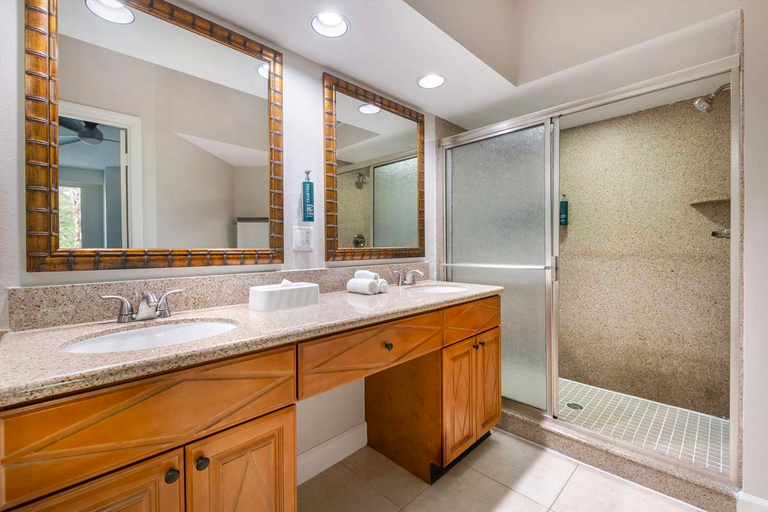 Bathroom 4, Hilton Vacation Club Cypress Pointe Orlando, Orange