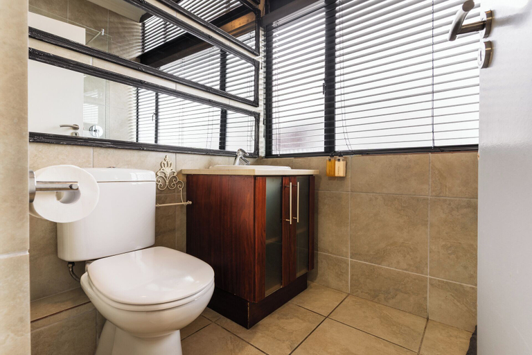 Bathroom 3, Avemore Eikehof No 24, Cape Winelands