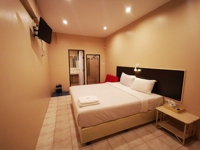 Bedroom 3, KKinn South Pattaya Hotel, Pattaya