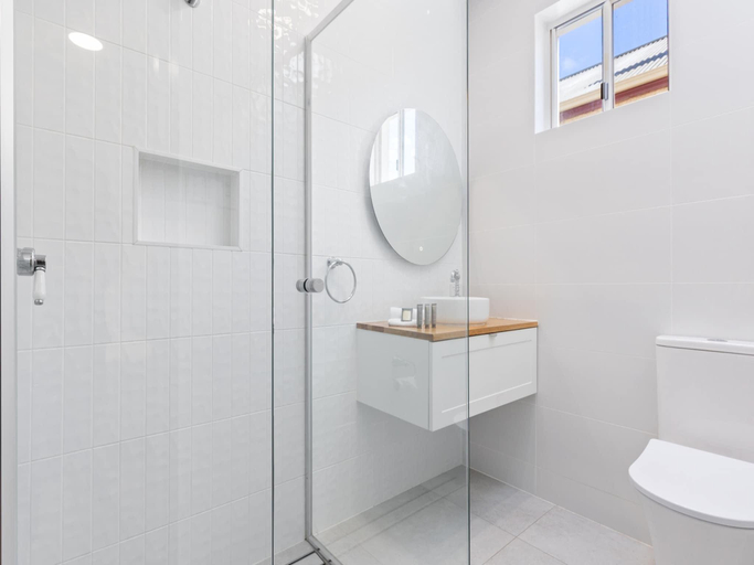 2, Bluestone Symmetrical Cottage with Outdoor Area, Adelaide