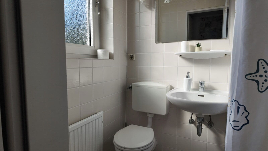 Bathroom 5, Hotel Rosenhof, Celle