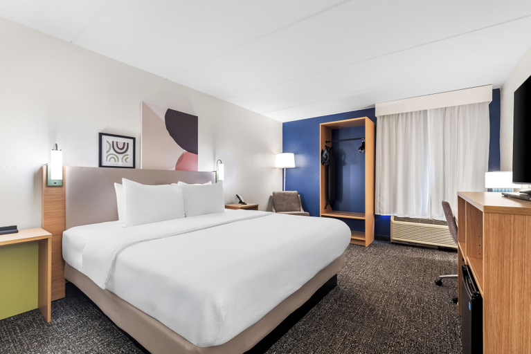 Bedroom 3, Spark by Hilton Kimball, Marion