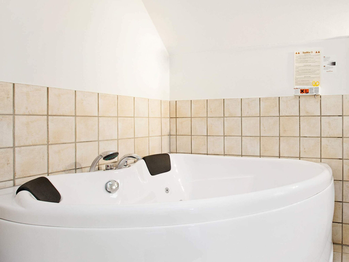 Bathroom 4, Lovely Holiday Home in Vaeggerlose with Hot Tub, Guldborgsund