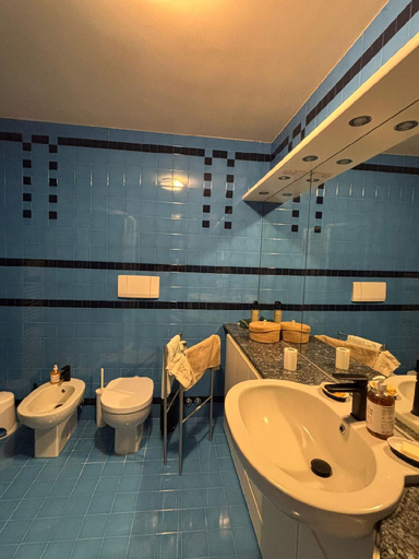 Bathroom 3, Rialto Prestige Apartment • Elegant & Central, Venezia