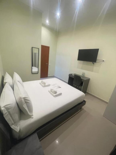 Room 5, Rome Jubilee Stays 2, Rome