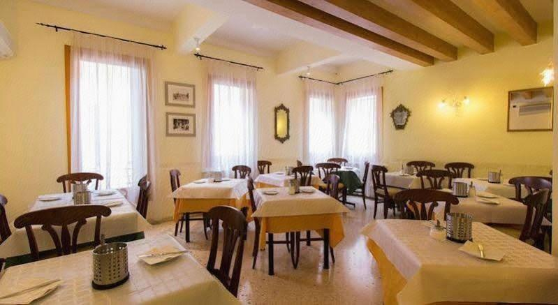 Food & Drinks 5, Hotel Antigo Trovatore, Venezia