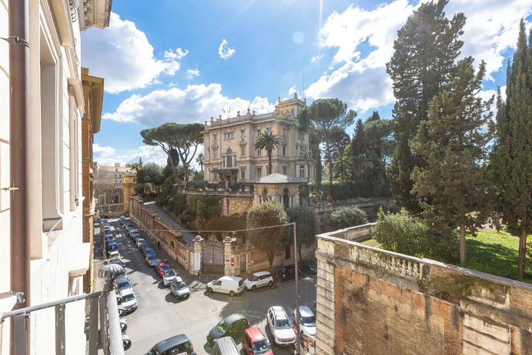 Exterior & Views 2, Rental in Rome Ludovisi Apartment, Roma