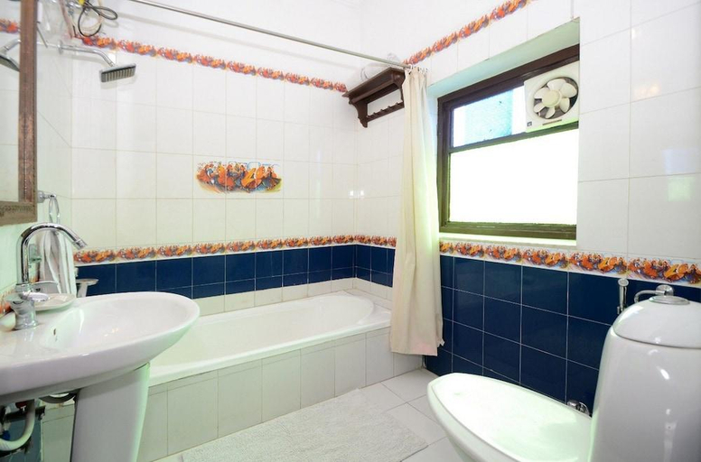 Bathroom 3, Hotel Heritage Mandawa, Jhunjhunun