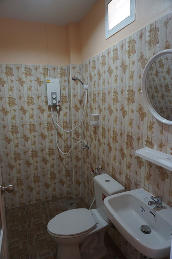 Bathroom, Tonpor Resort, Tha Mai