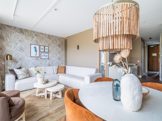 5, Inviting apartment with a garden, Zijpe