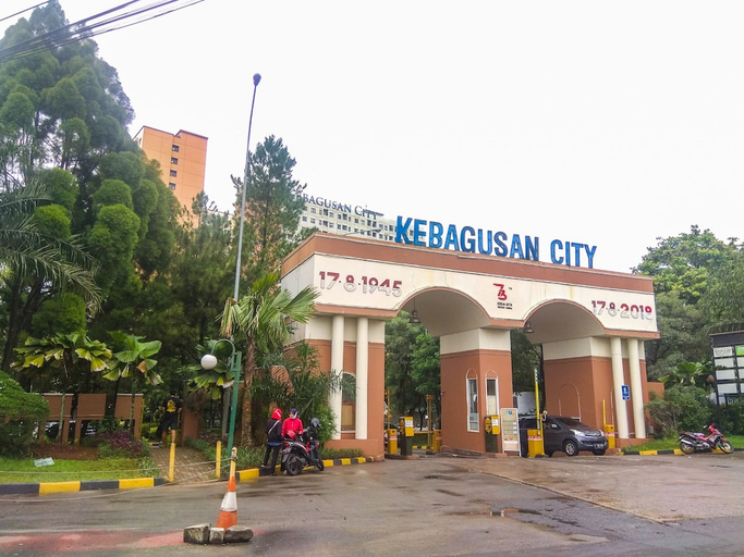 Exterior & Views 2, Good And Homey Studio At Kebagusan City Apartment, South Jakarta