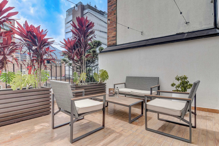 Room 5, w Delightful 1BR With Terrace in Zona T, Santafé de Bogotá