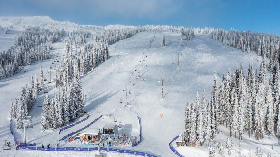 Snowboarding, Raven's Nest - Mtn View & Hot Tub, Kootenay Boundary