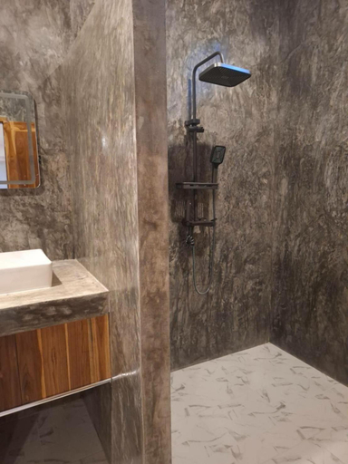 Bathroom 2, Kuba Bungalows, K. Ko Kut