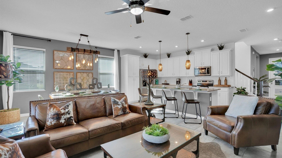 Living area 2, Solara Resort 5 Bedroom Private Pool Townhome 5 Townhouse, Osceola