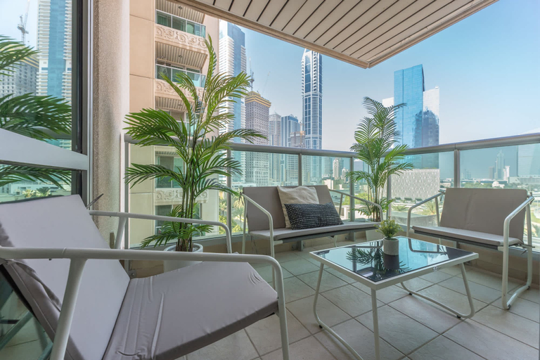 Room 4, Prime 2BR Near Marina Mall Tram, Dubai