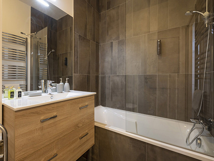 Bathroom 4, Apartment in La Rosiere With Panoramic Views, Savoie