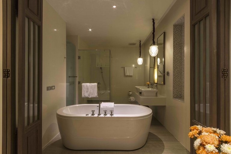 Bathroom 5, Maraya Hotel & Resort, Muang Chiang Mai