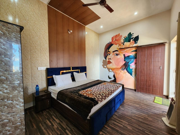 Bedroom 2, Perrys Cottage, Tehri Garhwal