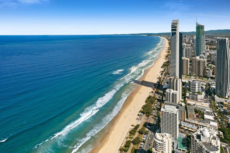View from property 3, Oceanfront 2-bed With Spectacular View Pool & Gym, Gold Coast
