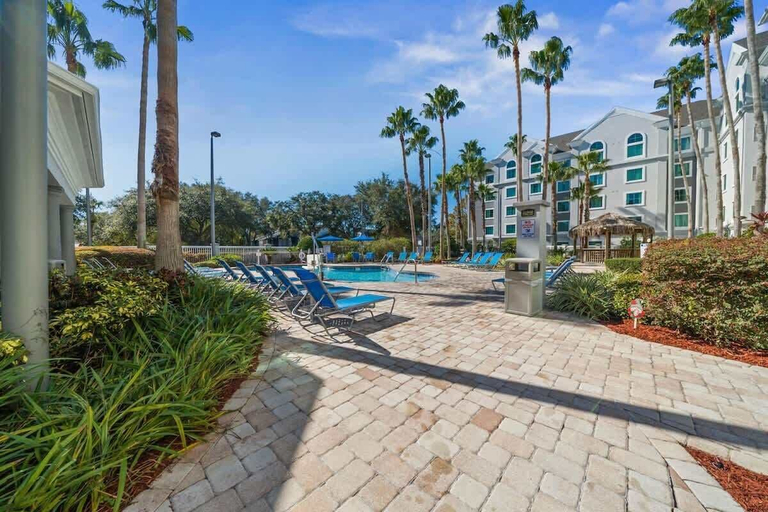 Interior 3, Apartment 1 BR Free Shuttle to Disney Parks, Orange