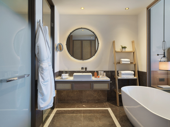 Bathroom 4, City of Dreams Mediterranean