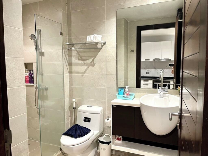 Bathroom, Emerald Terrace Patong, Phuket Island