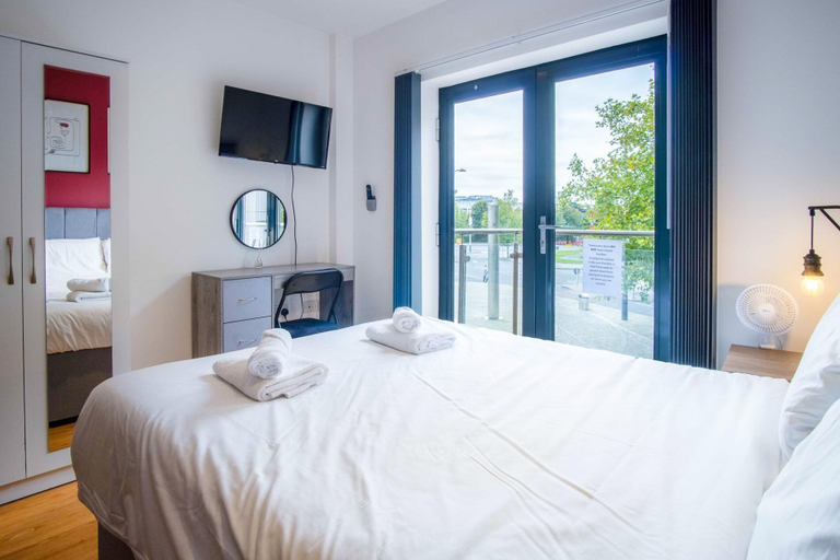 Room 4, Princess Lofts 3 - 1 Bedroom Studio - Swansea, Swansea