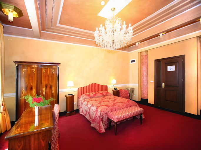 Bedroom 3, Vigo Hotel, Ploiesti
