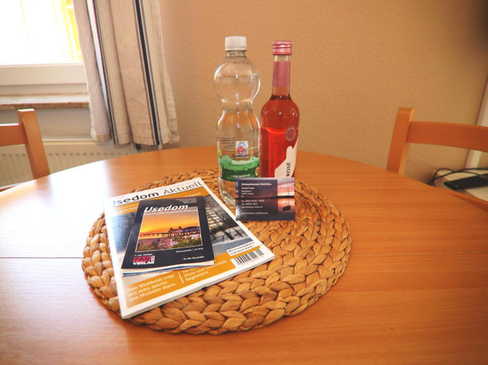 Food & Drinks, Tranquil Waterside Hideaway, Vorpommern-Greifswald