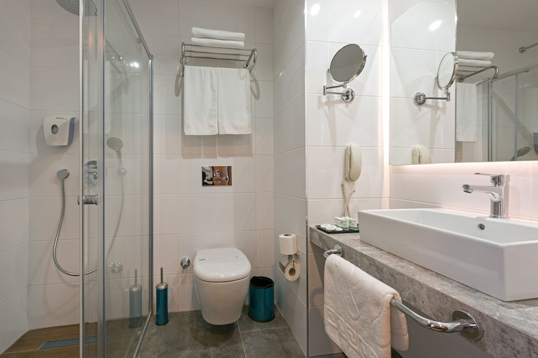 Bathroom, Floria Beach Hotel, Alanya