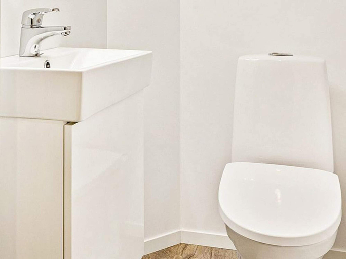 Bathroom 4, 4 Star Holiday Home in Fitjar, Fitjar