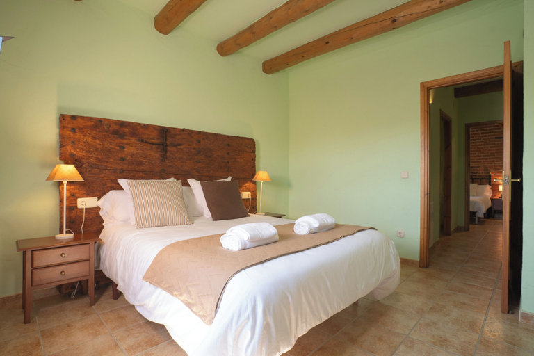 Bedroom 3, Can Pujol Turisme Rural, Girona