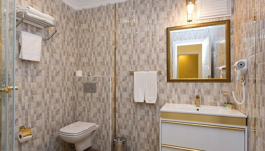 Bathroom 5, Merada Suit Otel and Spa, Merkez