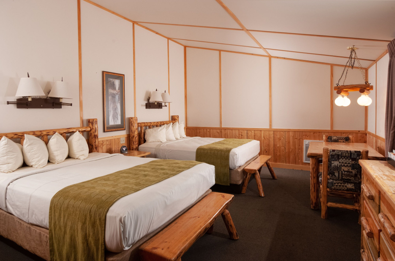 Bedroom 2, Canyon Lodge & Cabins, Park