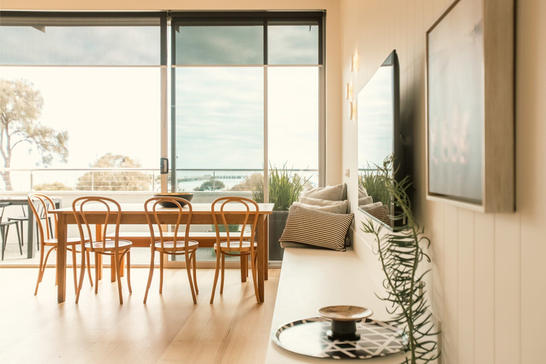 Others 3, Aquabelle Five With Rye Pier Views, Melbourne