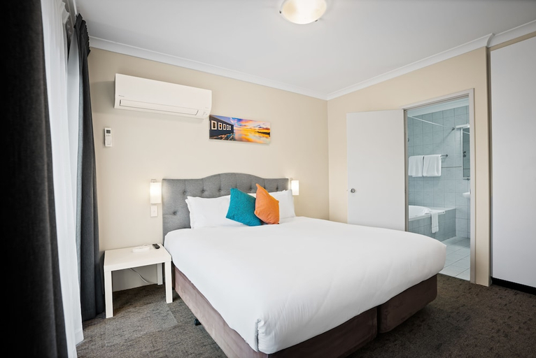 Bedroom 2, Broadwater Resort WA Tourism Award 2025 Gold Winner, Busselton