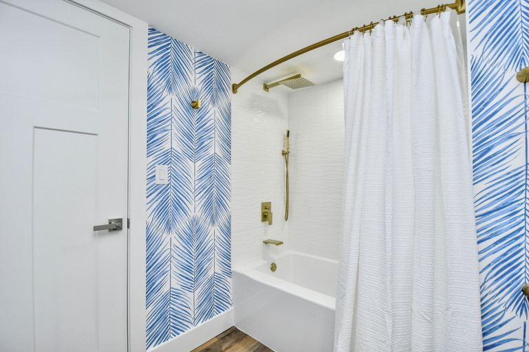 Bathroom 3, Remodeled, Open Airy Condo, With Full Access , 1706 Brighton 3 Bedroom Condo, Horry