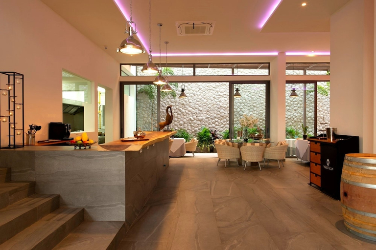 Public Area, Patong Heights, Pulau Phuket