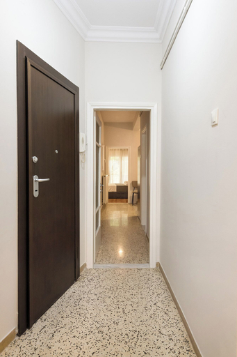 Interior entrance, Portoseaview Apartments A Svolou 53, Central Macedonia