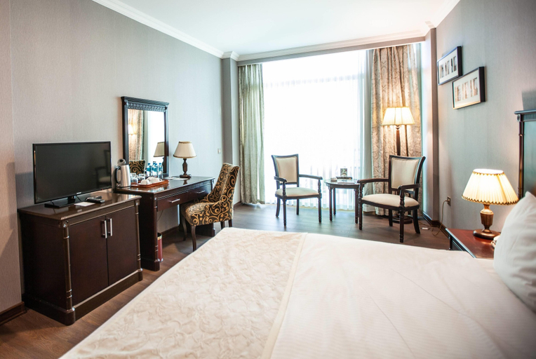 Bedroom 4, Ramada by Wyndham Baku, Baku